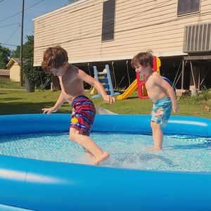 Meet your Posher, Skialyssia